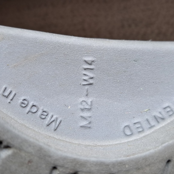 Men's Oofos M12 W14 Size 12 14 Slides Shoes - Picture 6 of 6